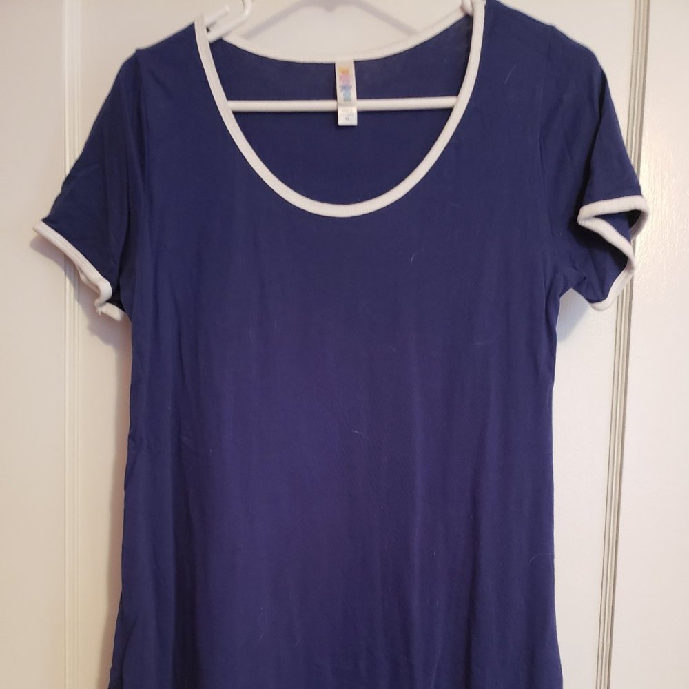 LuLaRoe Classic T